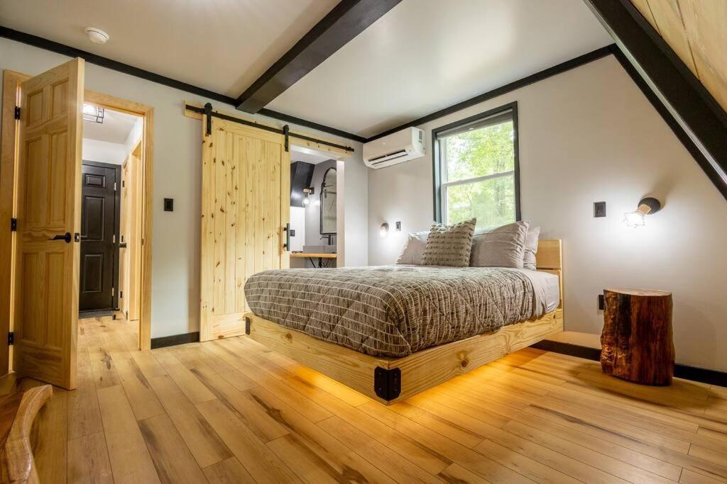 Valhalla Cabins Aframes With Hot Tubs & Sauna 코스비 외부 사진