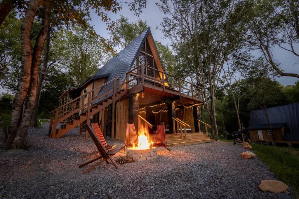 Valhalla Cabins Aframes With Hot Tubs & Sauna 코스비 외부 사진