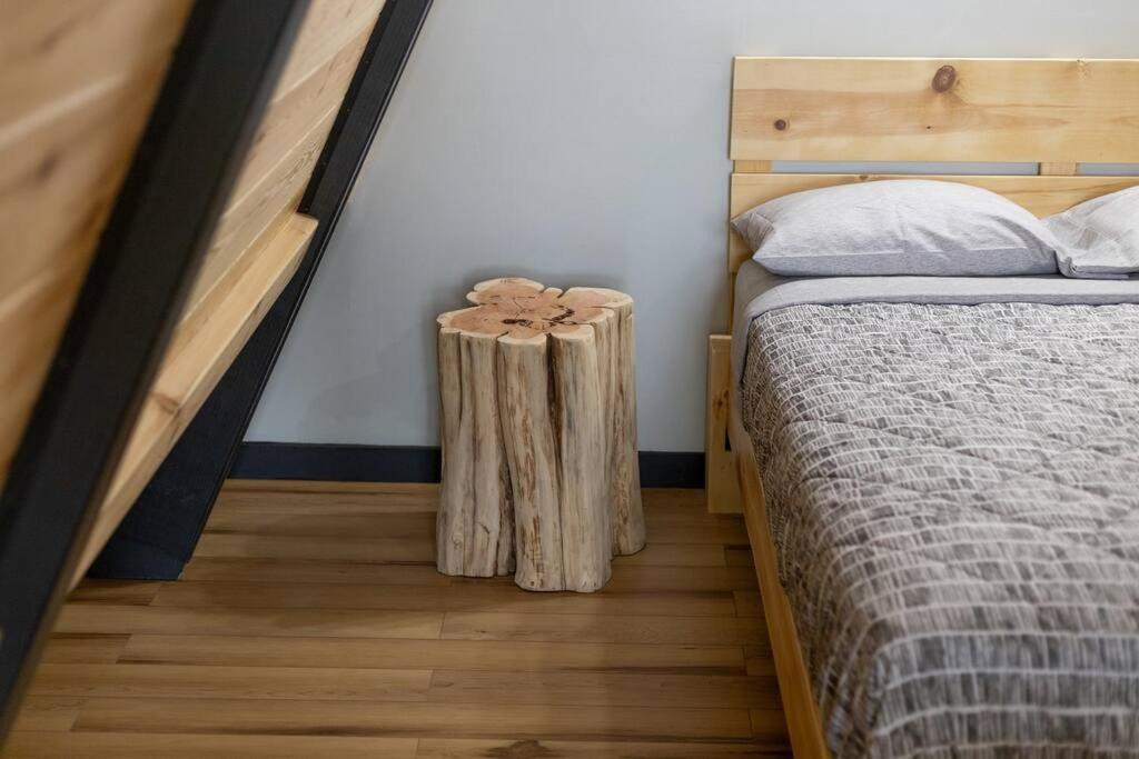 Valhalla Cabins Aframes With Hot Tubs & Sauna 코스비 외부 사진