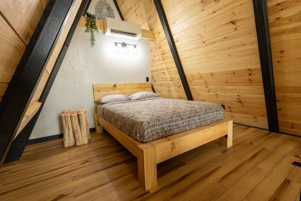 Valhalla Cabins Aframes With Hot Tubs & Sauna 코스비 외부 사진