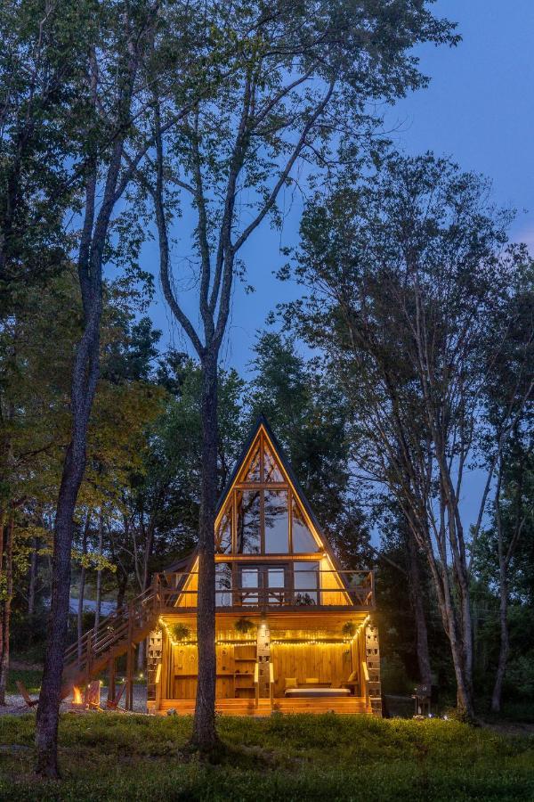 Valhalla Cabins Aframes With Hot Tubs & Sauna 코스비 외부 사진
