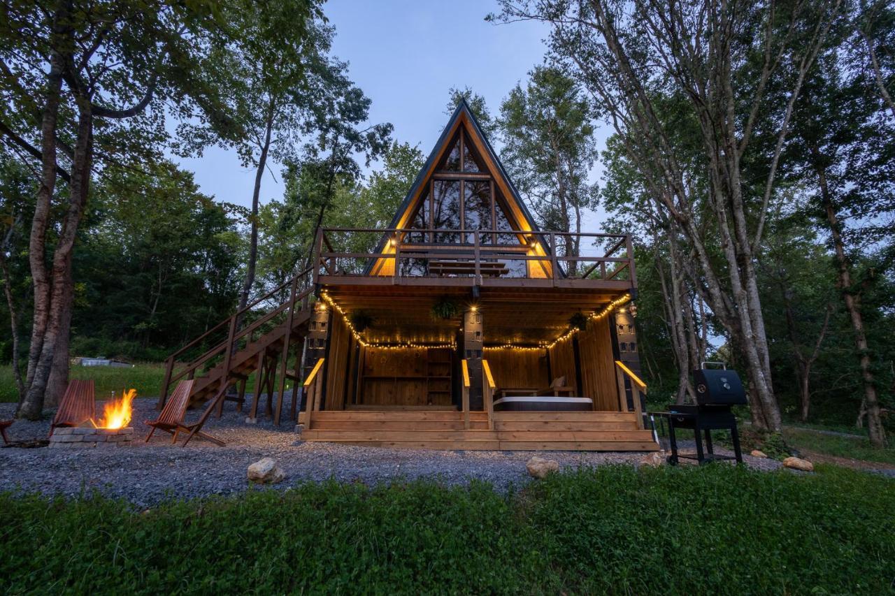 Valhalla Cabins Aframes With Hot Tubs & Sauna 코스비 외부 사진