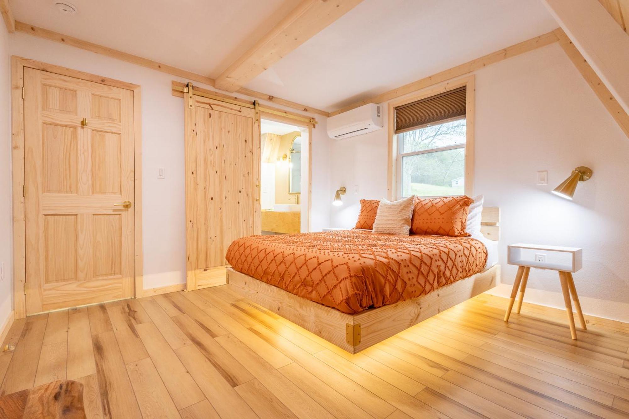 Valhalla Cabins Aframes With Hot Tubs & Sauna 코스비 외부 사진